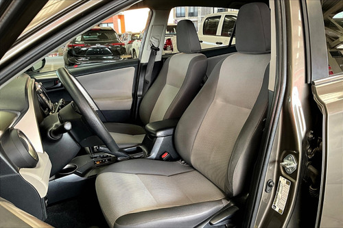 Toyota RAV4 2.5 Le L4/ At