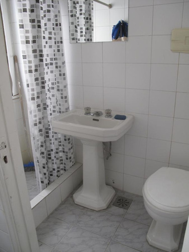 ¡3 Dormitorios, Con 150 M2 Cubiertos, Balcón, Cercano A Cancillería!