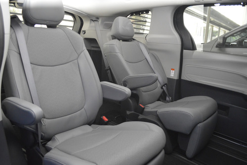 Toyota Sienna Hybrid