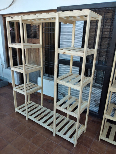Imagen 1 de 4 de Vestidor De Pino 180 X 140 X 40 Reforzado