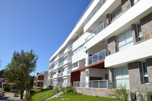Imagen 9 de 12 de Edificio Capellanes