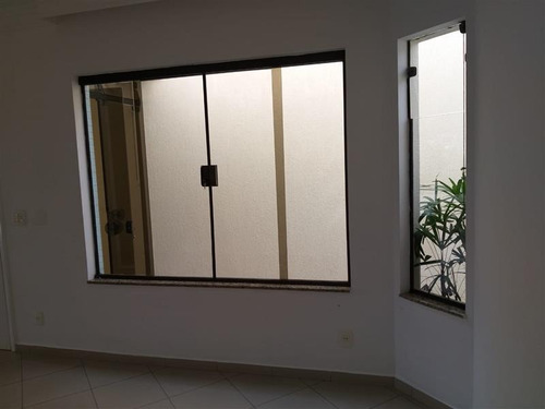 Imagem 18 de 30 de Ótimo Sobrado Em Rua Tranquila Com 185 M² - 15136