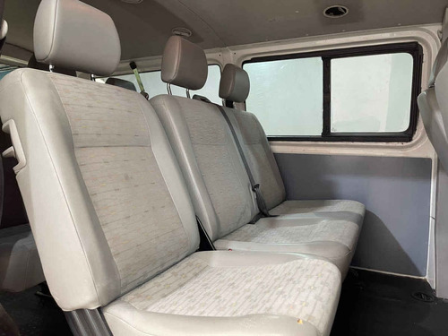 Imagen 14 de 15 de Volkswagen Transporter 2014 5p Tdi L4/2.0/t Man 9/pas A/a