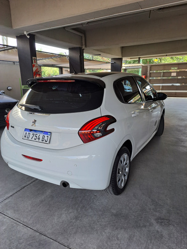 Peugeot 208 1.6 Active
