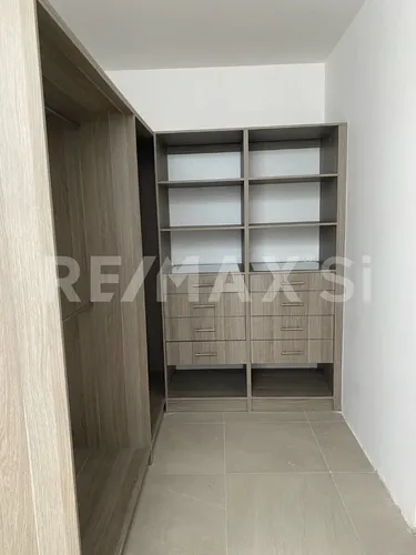 Casa En Renta, Zibata