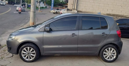 Imagem 5 de 15 de Volkswagen Fox 2013 1.0 Trend Tec Total Flex 5p