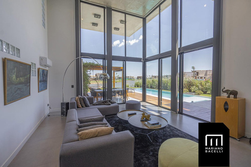 Casa A La Venta En Terralagos, Canning, Ezeiza