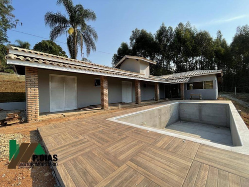 Imagem 2 de 8 de Chácara Em Fase De Construção, Ótima Oportunidade Para Quem Busca Tranquilidade Na Região Circuito Das Águas - Ch0380