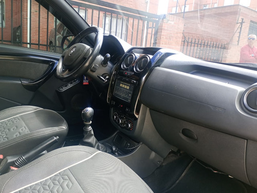 Renault Duster Oroch 2.0 Intens