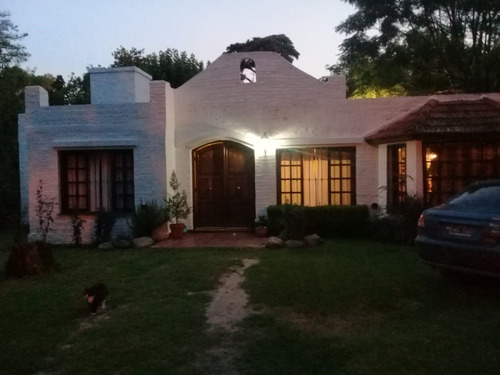 Imagen 1 de 10 de Vendo Excelente Casa Quinta En Pilar Bo La Lonja U$s 137.000