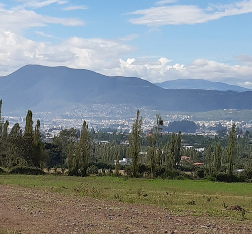 Imagen 2 de 9 de Hermoso Lote, Plano, En Un Sector Con Hermosa Vista Y Tranquilo, A 5 Minutos Del Parque Ciudad Blanca Y A 200metros Del Nuevo Anillo Vial