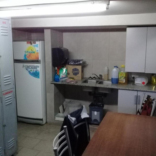 Galpon Y Oficina Con Cortina Y Montacarga