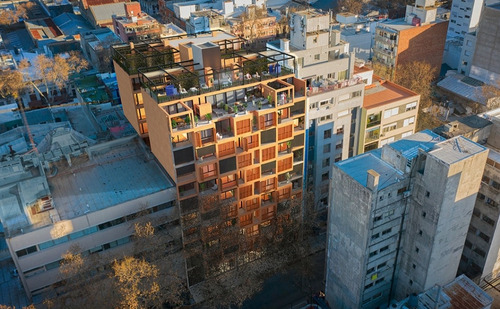 Imagen 6 de 12 de Edificio 01 Sync A Pasos De Rambla Y Centro.