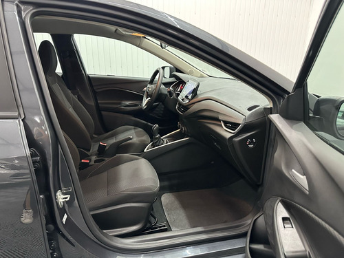 Chevrolet Onix plus 1.0 Lt 4p