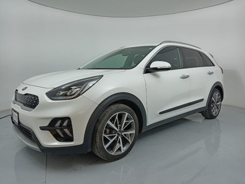 Kia Niro Vud 2021