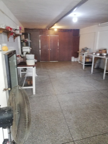 Imagen 8 de 14 de Panaderia En Plena Av Naguanagua Universidad Operativa ...diciembre ,,0424 496 01 02 Sn_lp.. 55 Mil