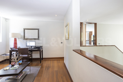 Departamento Triplex Con Jardín - Los Domínicos Antiguo