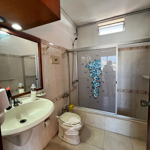 Venta Casa 2 Dormitorios Con Cochera Sayago Montevideo V