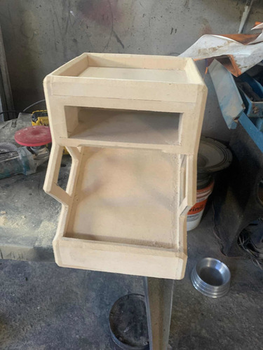 Imagem 2 de 4 de Rack Movel Para Som Automotivo