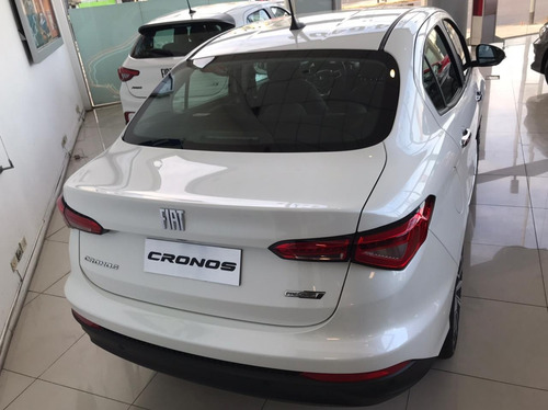 Imagen 4 de 7 de Fiat Cronos 1.8 16v Precision Rocio