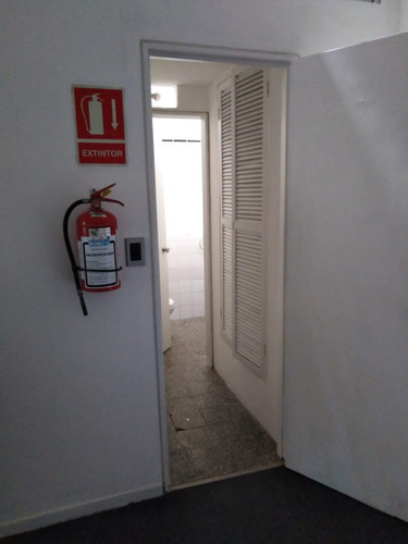 Alquiler Local Comercial En Parque Rodo