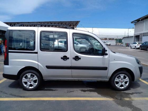 Imagem 9 de 9 de Fiat Doblò 1.8 Mpi Essence 7l 16v Flex 4p Manual
