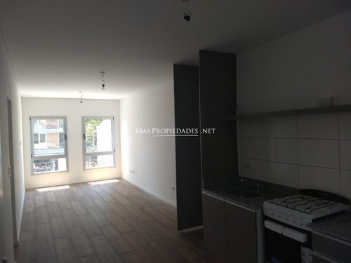 Imagen 2 de 13 de Departamento En Venta 1 Dormitorio En Berazategui
