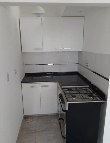 Imagen 3 de 9 de Ph 2 Ambientes Reciclado