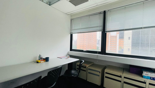 El Rosal/av Guaicaipuro/oficina 280m2/en Venta