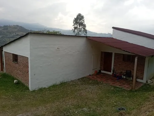 ¡vive Rodeado De Naturaleza A Sólo 38 Km De Bogotá!. Finca Con Casa Campestre Y Cabaña.