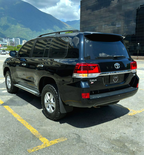 Toyota Land Cruiser 200 V6 Blindada