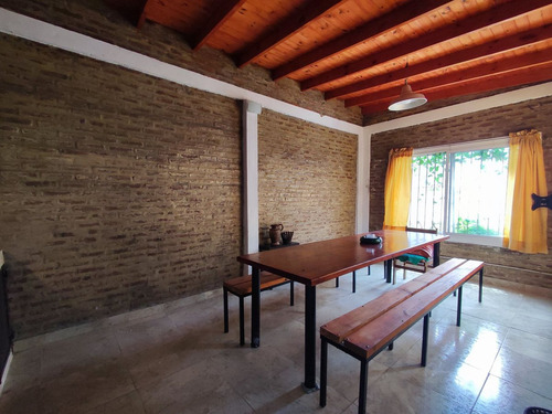 Casa 4 Ambientes En Venta En Quilmes Oeste Quincho