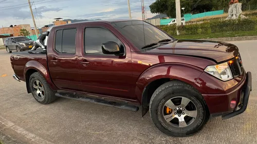 Nissan Navara Le 4x4 Disel Automática Con Peritaje