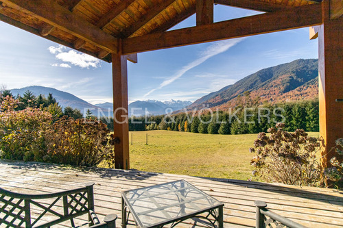 Acogedora Casa Con Vista Al Valle De Huife En Pucón