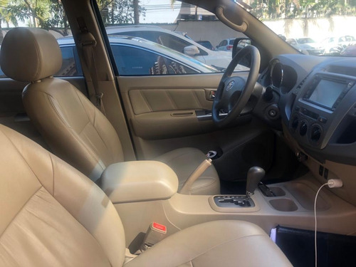 Toyota Hillux Sw4 Gasolina7 Lugares