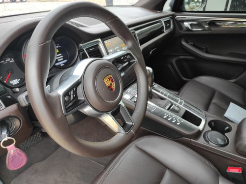 Porsche Macan S