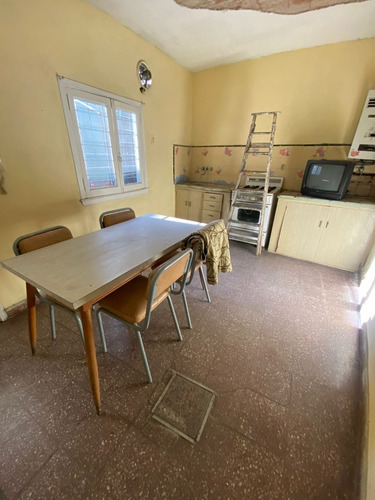 Imagen 16 de 18 de Casa 4 Amb En Venta En Lanus Oeste (110)