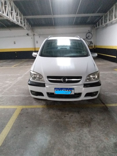Imagem 1 de 8 de Chevrolet Zafira 2007 2.0 Comfort Flex Power 5p Gnv Bv Finac