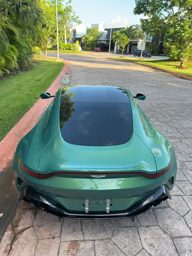 Aston Martín Vantage