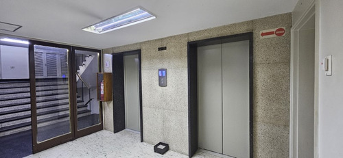 Oficina En Segundo Piso Huerfanos - Ahumada