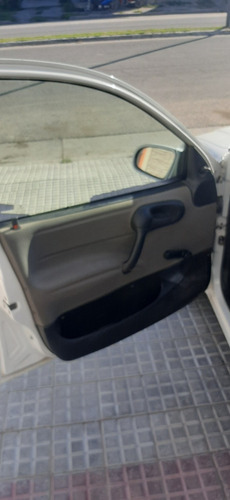 Imagen 9 de 17 de Chevrolet Classic Modelo 2012 76.000 Km Con G.n.c. Recien Co