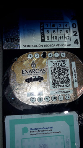 El Vehículo Tiene Las 4 Gomas Nuevas Frenos Nuevos Aire Acon