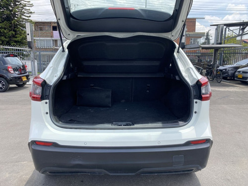 Imagen 6 de 12 de Nissan Qashqai Exclusive Wag At 2019 - 2000cc