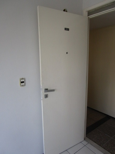 Imagem 6 de 6 de Sala Para Alugar Na Cidade De Fortaleza-ce - L765
