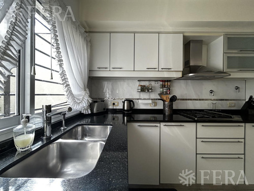 Venta Casa De 5 Ambientes Con Patio Y Cochera En Wilde