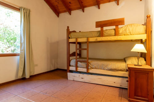 Casa En Alquiler San Martín De Los Andes Temporario O Semi Permanente. Consulta Disponibilidad Todo El Año