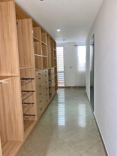 Imagen 12 de 18 de Vendo Apto 193m2 5h/4b/3p Lomas Del Sol 4349