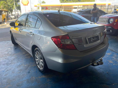 Imagem 6 de 11 de Honda Civic 2013 1.8 Lxl Flex Aut. 4p