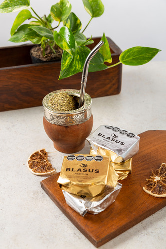 Alfajor Premium Blasus Ddl C/chocolate Y Merengue 6un 450g