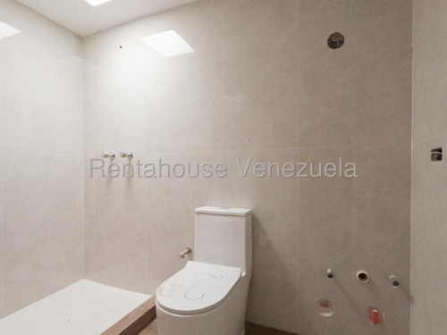 Gisselle Lobo Tiene En Venta Hermosa Quinta Ubicada En Prestigiosa Zona Del Este De Barquisimeto Se Encuentra En Obra Blanca Con Hermosa Terraza Contactame 2 5 1 9 7 8 5